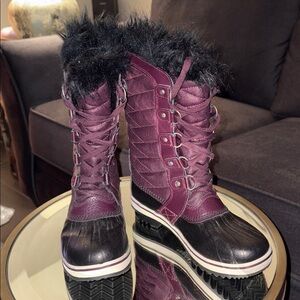 Kids Sorel Tofino II Burgundy Waterproof Insulated Snow Boots Size 4